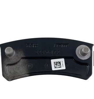 Krytka třmenu s emblémem S - 2