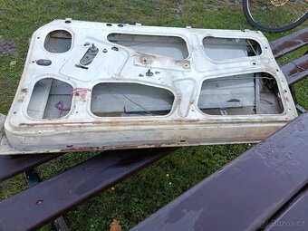 Š110R pravé přední dveře - 2