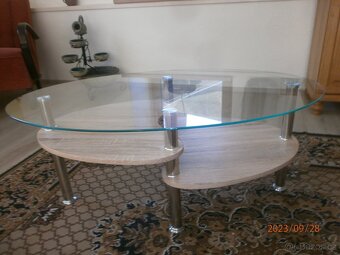 Konferenční stolek - 2