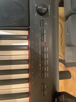 YAMAHA - digitální klávesy NP-12B - 2