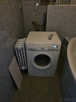 Pračka Indesit 60 cm - 2