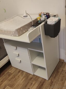 Přebalovací pult - 2