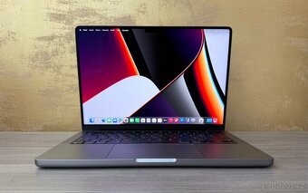 MacBook Pro 14" 2021 M1 Pro 16GB 512GB šedý - 2