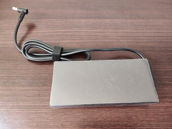 240w Asus Rog Adaptér - 2