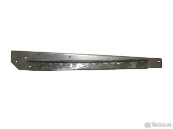 Škoda 100 - 110R vrchní část předního podběhu - 2