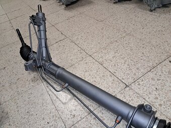 Servo řízení Nissan NV400 - 2