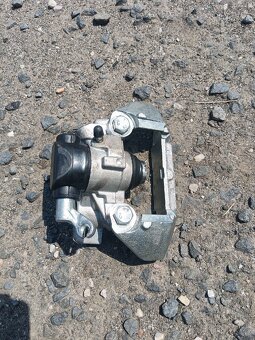 Třmen peugeot Citroën - 2