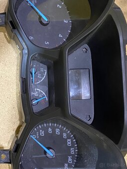 Zadní dveře příčka Ford Connect - 2