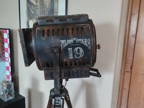 Originální lampa ve filmovém stylu - 2
