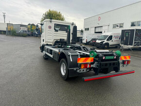 MAN TGL 12.180 4x2 BB hákový nosič kontejnerů TECHNOCAR - 2
