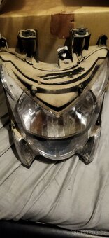 Prodám přední světlo Suzuki GSX-S 1000 - 2