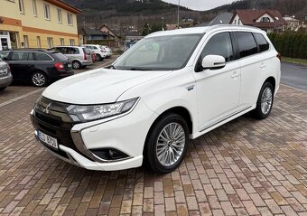 MITSUBISHI OUTLANDER 2.4 PHEV 165kW 4x4-2020-76.749KM- - 2