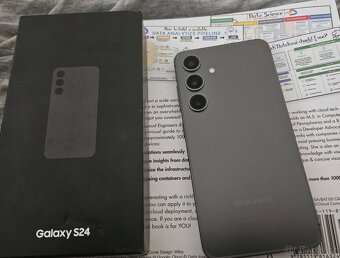Samsung Galaxy S24 8GB/128GB - 12 měsíců záruka - 2