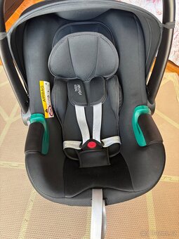 Autosedačka pro miminko BRITAX RÖMER Baby-Safe 3 - 2