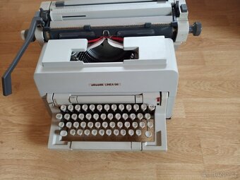 Psací stroj Olivetti Linea 98 - 2