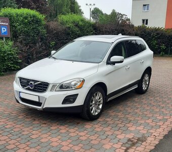 Volvo XC60 2.4D Automat-175hp r.2010 výbava Summum - 2