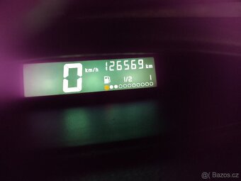 twingo eko zaplaceno stk 09.26 - 2