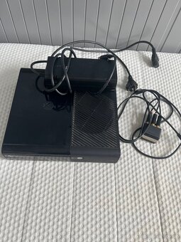 Xbox 360 e 4gb - 2