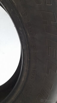 MICHELIN 265/65 R17 - 2