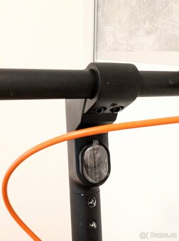 Elektrokoloběžka Segway Ninebot F2 PRO E, 32 km/h - 2