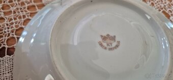 Krásné porcelánové hrníčky s podšálky 3 ks - 2