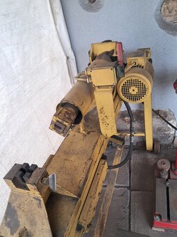 Horizontální lis + zkrucovačka pro kováře-zámečníky. - 2