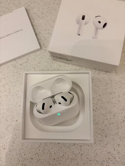 Apple AirPods 4 - 2