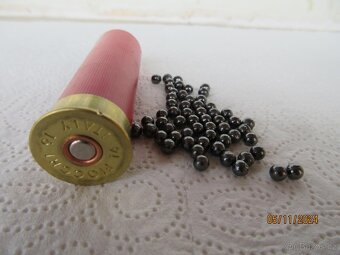 Brokový náboj 16/65 brok 4 mm plněný černým prachem kat "D - 2