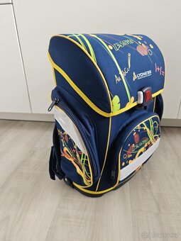 Nová školní aktovka - set s penálem a sešity - 2