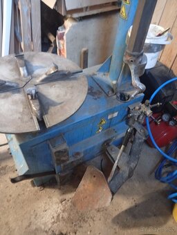 Zouvačka pneumatik - 2