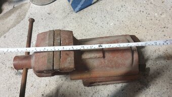 Nabízím svěrák dílenský . - 2