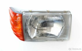 Mercedes-Benz W107 - Přední evropská světla - 2