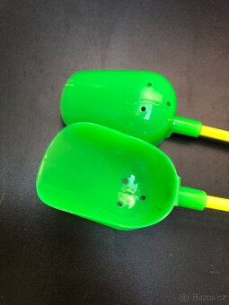 Zakrmovací lopatka s rukojetí, délka 60cm - 2