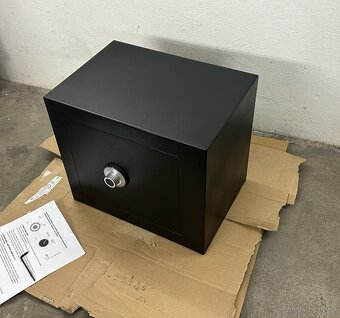 TREZOR, NÁBYTKOVÝ TREZOR - ZÁNOVNÍ - - 2