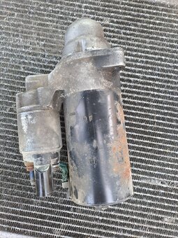 Náhradní díly na Audi A4 - 2