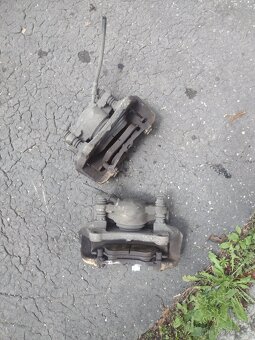 Přední brzdiče Audi A4 b8,A5 2.7tdi,3.0tdi - 2