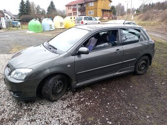 Toyota Corolla 1.4 benzín - 2