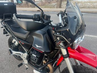 Moto Guzzi V 85 TT - 2