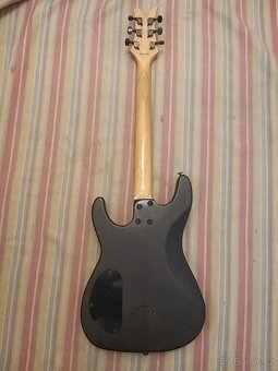 Vendetta Diana kytara - 2