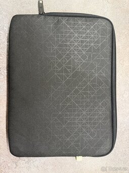 Case Logic Ibira 13,3" pouzdro - 2