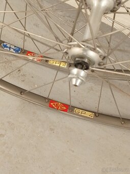 Mavic GP4 Campagnolo náboje - 2