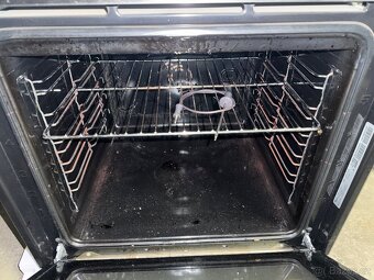 Vestavná trouba Whirpool - 2