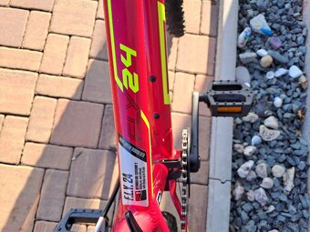 Dívčí kolo SUP F.L.Y. 24 - 2