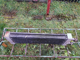 PRODÁM  RETRO  RADIÁTOR - 2