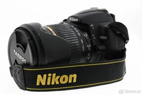 Zrcadlovka Nikon D5000 + 18-270mm + příslušenství - 2