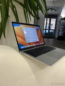 MacBook Air 2018 256GB - 2