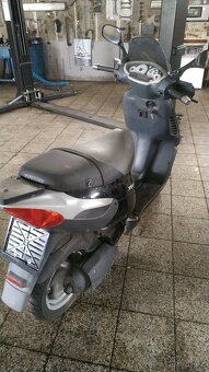 Piaggio skipper 125 4t motor jako Vespa et4 - 2