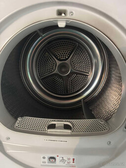 Sušička Bosch SelfCleaning Condenser - serie 6 8kg A++ - 2
