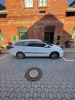 Toyota Auris 1,6 combi, 2014 - 2