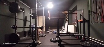 Vybavení posilovny/workoutu/gymnastiky - 2